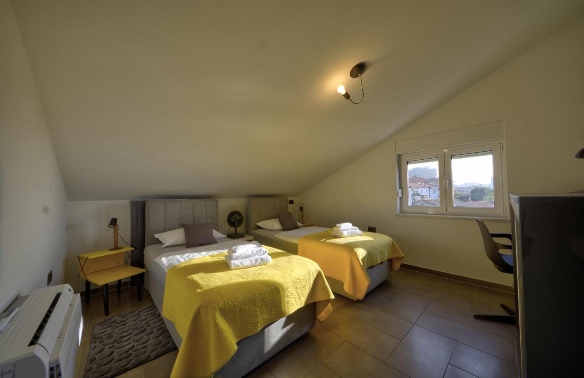 Penthouse Belvedere City View With Private Parking Rijeka Exteriér fotografie